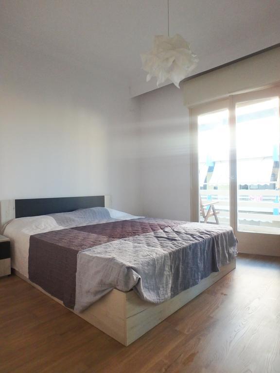 Néa Péramos Holiday Apartment Sombrero מראה חיצוני תמונה
